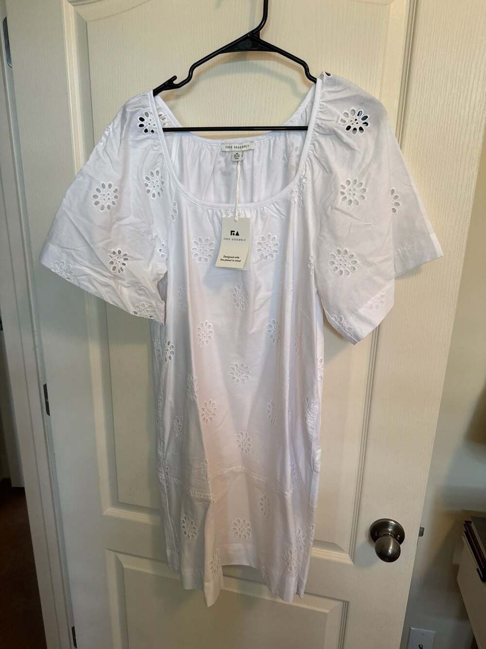 Free Assembly Women's Square Neck Eyelet Mini Dress, White, Size M (8-10)